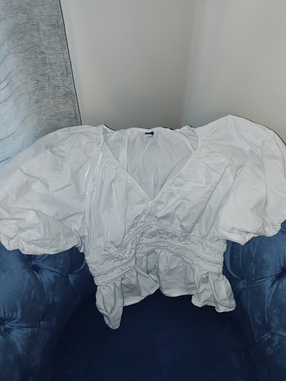 Old Navy White Puff Sleeve Smocked V-Neck Top